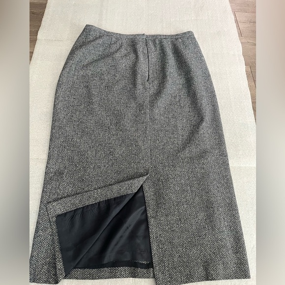 [14/16]Talbots Black White Tweed Wool Silk Blend Midi Pencil Skirt Back Slit - Picture 8 of 8